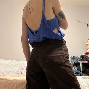 Lulu’s drapey blue tank